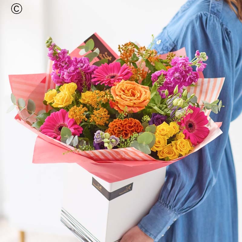 Extra Luxurious Bright Bouquet